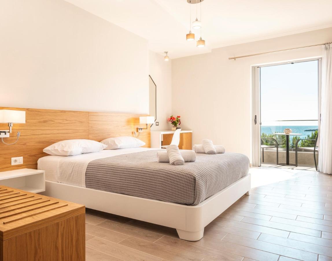 Sonar En El Mar Bed & Breakfast Himare Eksteriør bilde