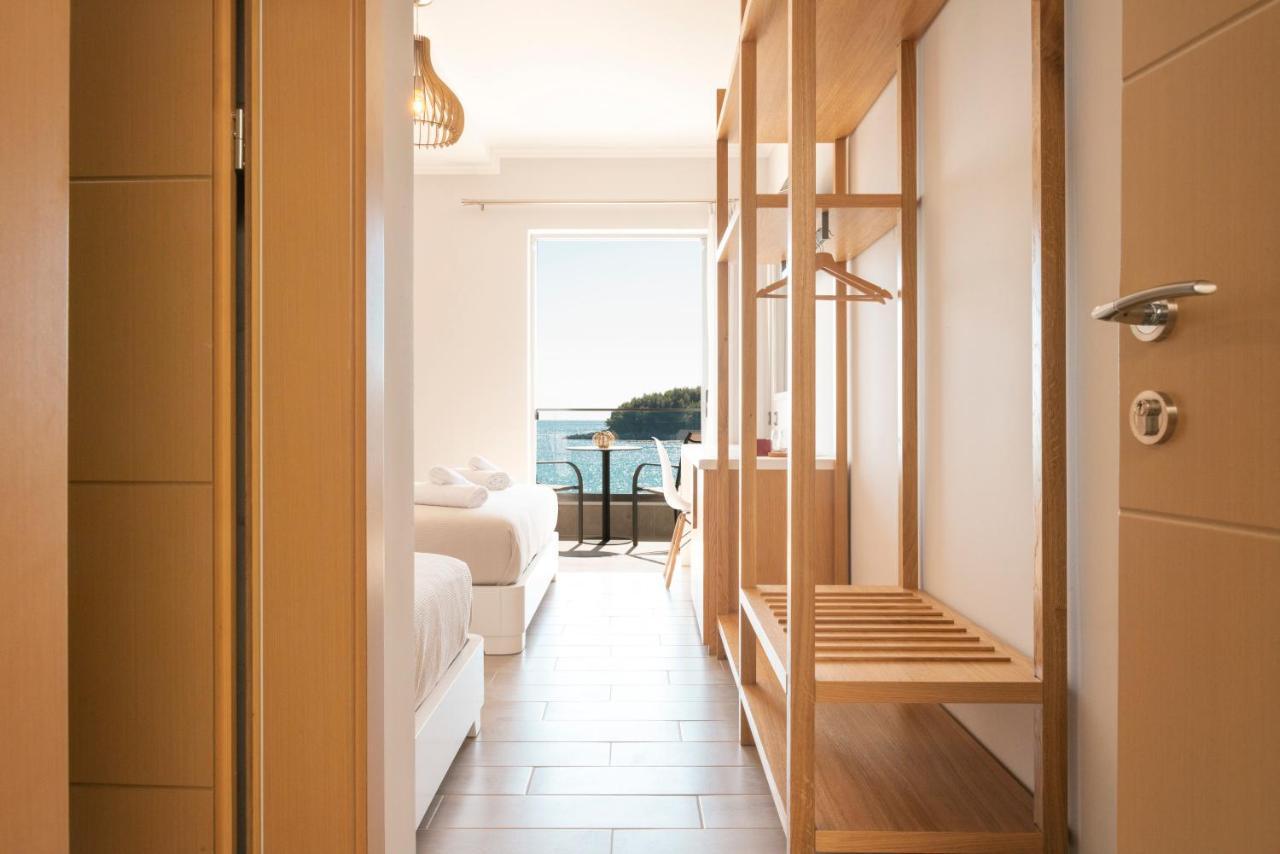 Sonar En El Mar Bed & Breakfast Himare Eksteriør bilde