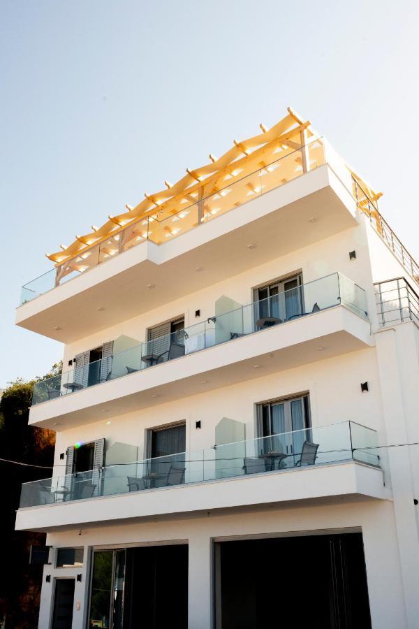 Sonar En El Mar Bed & Breakfast Himare Eksteriør bilde